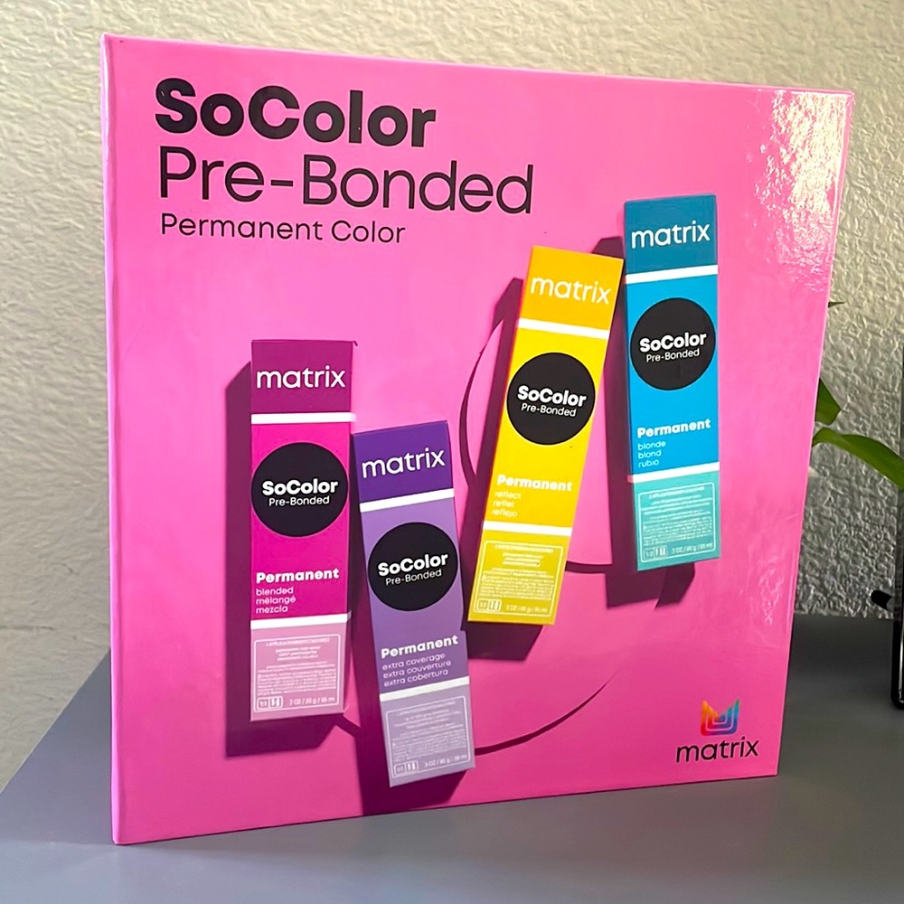 Matrix SoColor Pre-Bonded Color swatch book